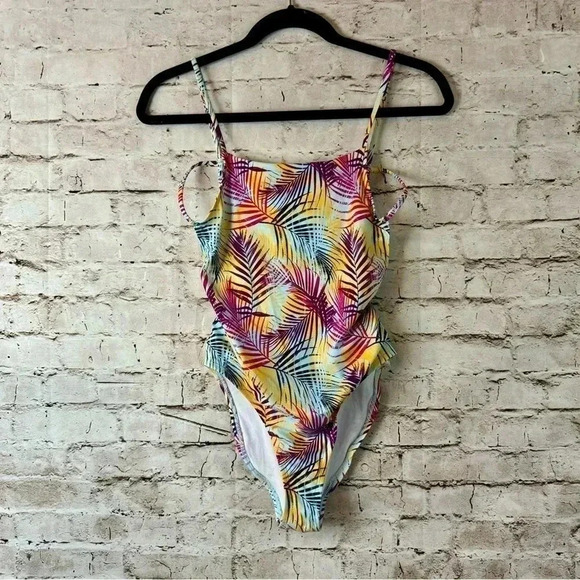 Out From Under UO Medium Maria One Piece Swim Bathing Suit Urban Outfitters M - Picture 2 of 8